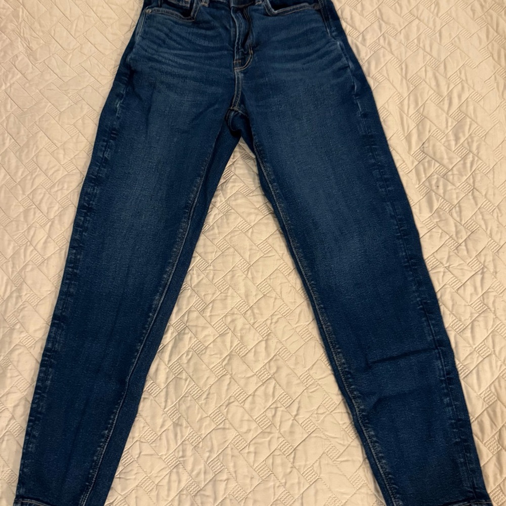 American Eagle Outfitters Mom Jeans